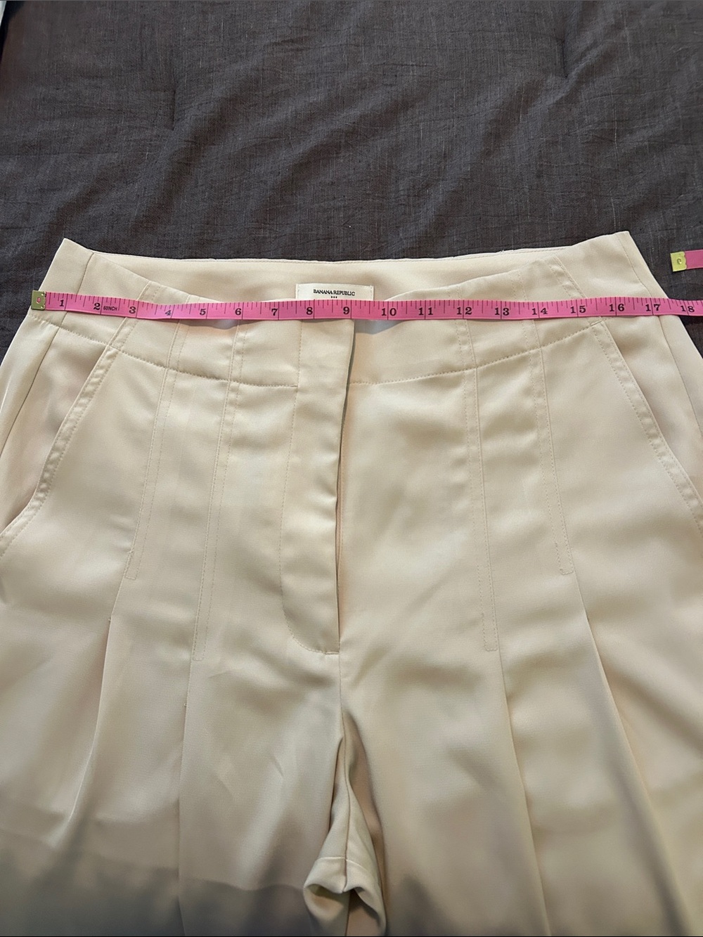 Banana Republic Cream High-Rise Pleated Wide-Leg Pants - Picture 5 of 9